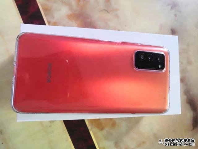 5G双模+4200大电池+40W快充,华为麒麟990手机从3299跌至2599元