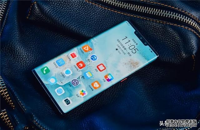 国产手机之光,这款国产旗舰敢和iPhone一争高下,你猜是谁?