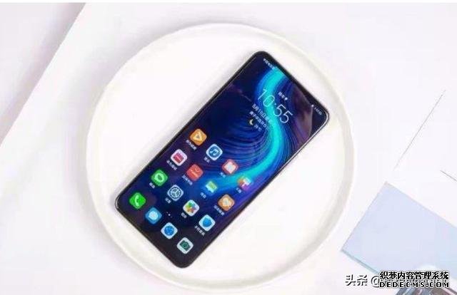 想要2000以下换购5G机型?荣耀X10给你最优解