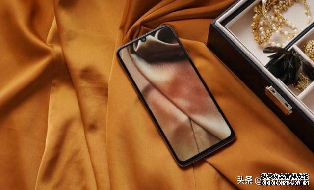 华为打破5G机型最低价记录!1699元的5G手机香么?