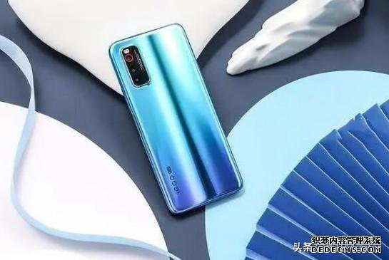 同为144Hz的两部iQOO,一部2198,一部2698怎么选?