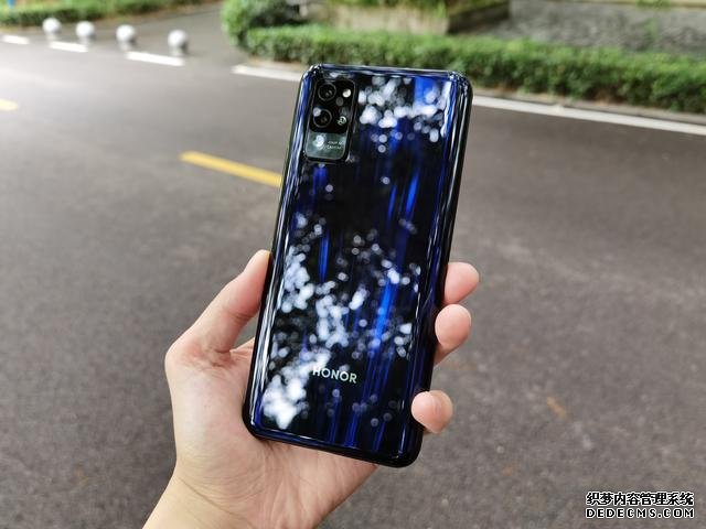 荣耀Play4 Pro真机上手,憋了一肚子心里话,不吐不快