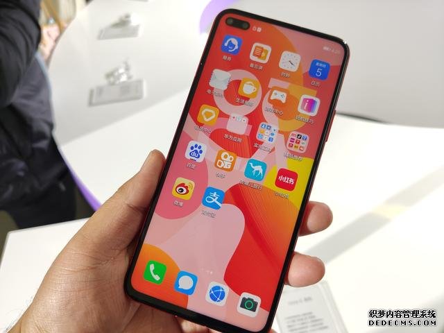 华为正式宣布nova6等5款机型升级EMUI10.1正式版,有你的手机吗?
