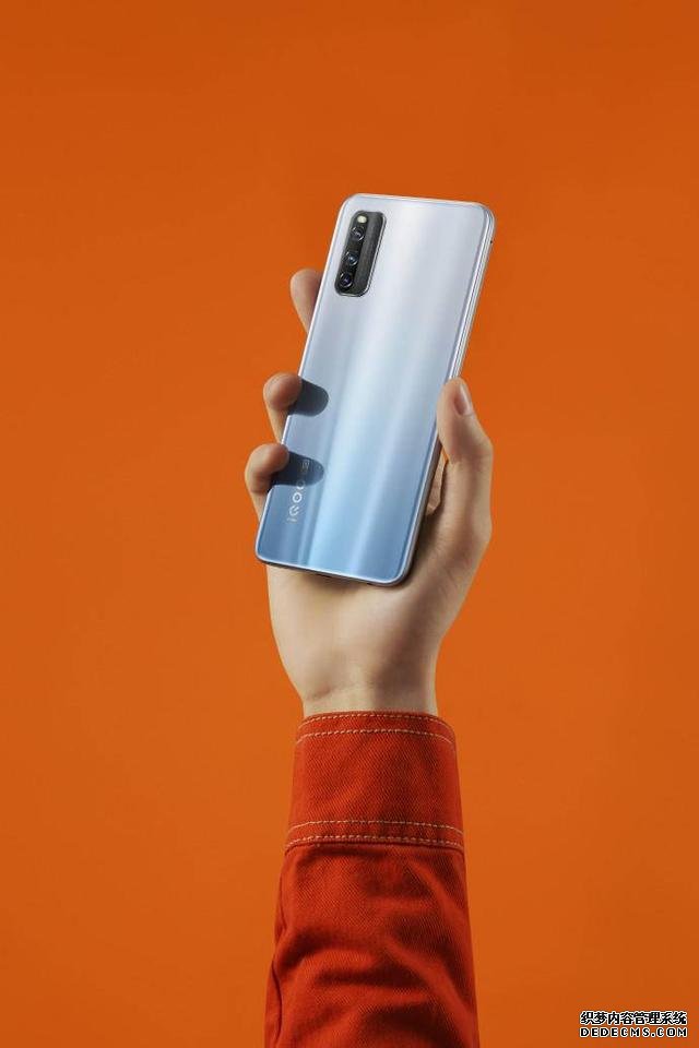 618换机不纠结,iQOO Z1成两千价位最值得选择的真香5G手机