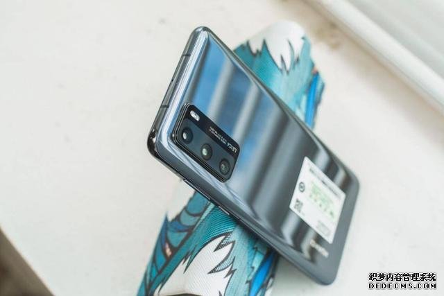 为什么我要建议你买华为P40 Pro,而不是已经降价的Mate 30?