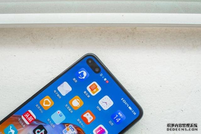 为什么我要建议你买华为P40 Pro,而不是已经降价的Mate 30?