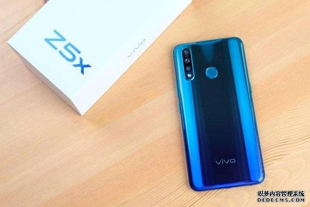 5000mAh+128G大运存,这款中端旗舰仅售999元,太香了