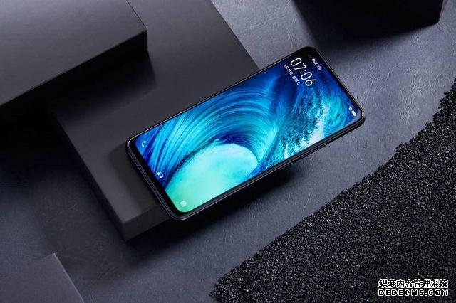 5000mAh+128G大运存,这款中端旗舰仅售999元,太香了