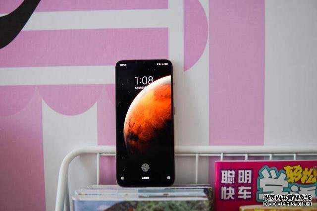 跑分41万的旗舰5G新机,仅售1599元,上手实测到底值不值?
