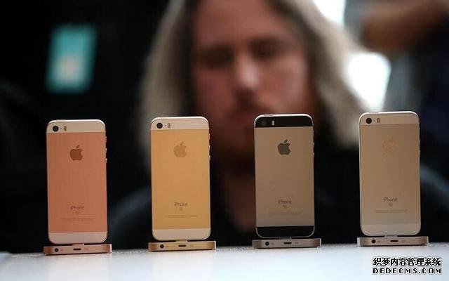 iPhone SE的用户开始后悔了,5000mAh+128GB起步,仅售999元