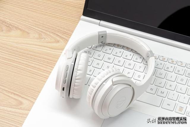 头戴无线蓝牙耳机 40小时超长续航是什么体验?