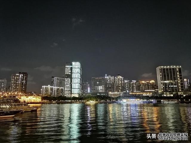 华为畅享10S全方位上手:轻巧机身+超强夜景是它的制胜法宝