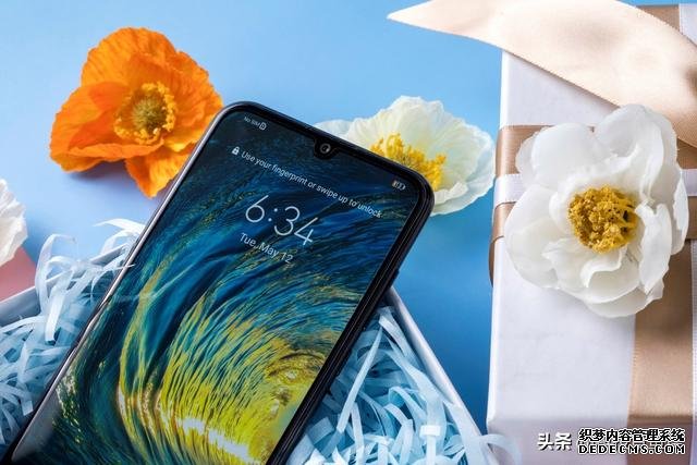 华为畅享10S全方位上手:轻巧机身+超强夜景是它的制胜法宝