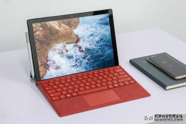 平板/笔记本双形态,Surface Pro 7随时随地展开工作