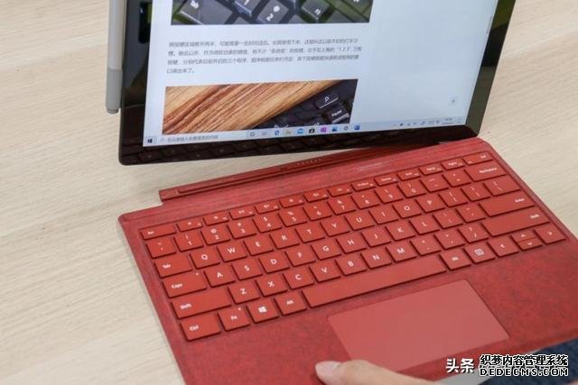 平板/笔记本双形态,Surface Pro 7随时随地展开工作