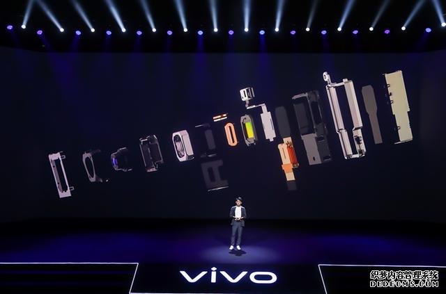 手机拍摄的革命性进步!vivo X50系列正式发布,3498起售可还香