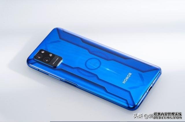 刷新价格跳水速度!华为麒麟990新机发售4天跳水200元