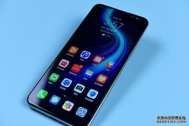 跌至2108元,90Hz+4300mAh,这才是华为真香5G中端机