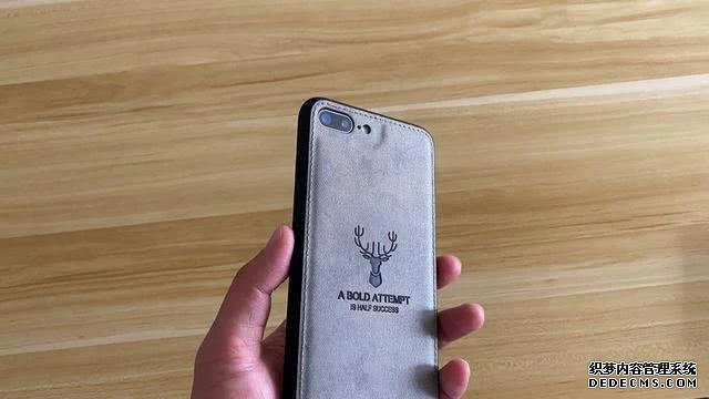 苹果告别“挤牙膏”,iPhone8P更新至iOS14,这3个方面有提升