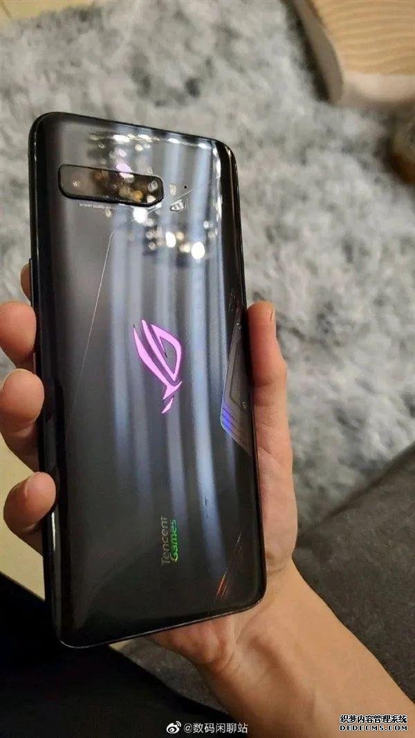 华硕 ROG Phone 3 官宣 7 月发布,腾讯游戏深度定制