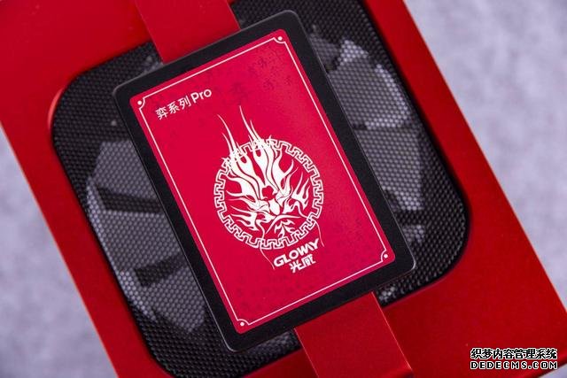 纯国产SATA固态硬盘上手评测,速度暗藏彩蛋,从此不再跪洋品牌