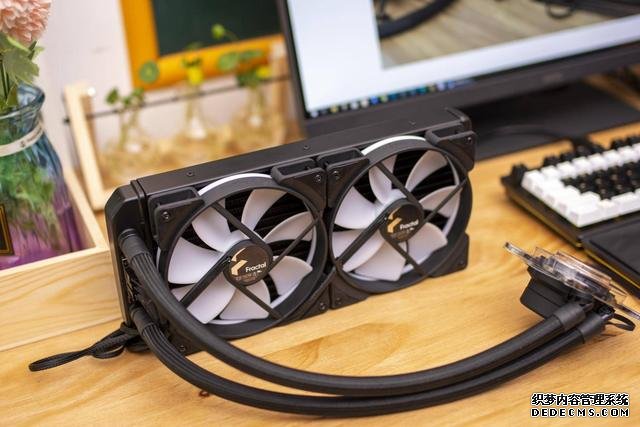 Define 7 Compact机箱上市,分形工艺机电散三剑客装机评测