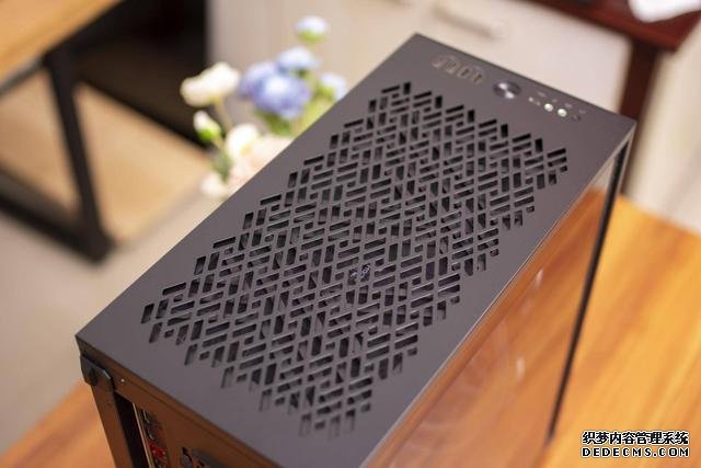 Define 7 Compact机箱上市,分形工艺机电散三剑客装机评测