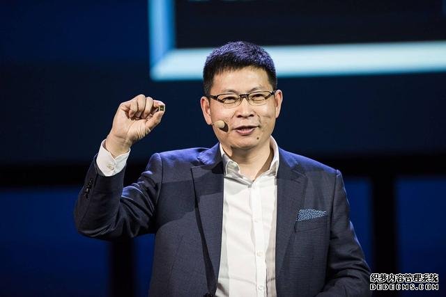 历经两轮制裁,余承东罕见发声:华为已无退路!我们能笑到最后吗