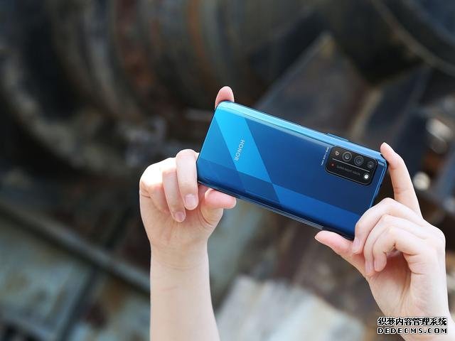 从2199降至1777,华为128GB、90HZ中端机,搭载4000万主摄更值了