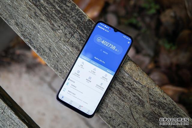 红米又一款5G新机上市,120HZ、6+128GB仅1799,对比10X各有优劣