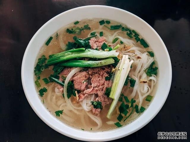一天到底该吃两顿还是三顿?营养专家从专业角度给出了答案