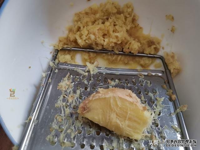 三伏天,这道姜撞奶女人要多吃,驱寒暖胃,舒服度夏体质好