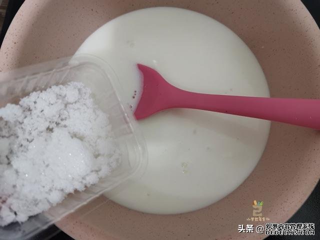 三伏天,这道姜撞奶女人要多吃,驱寒暖胃,舒服度夏体质好