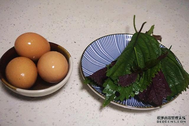 去胃寒,菜肴里加点儿紫苏叶最管用,就用这6道食谱增食欲健脾胃
