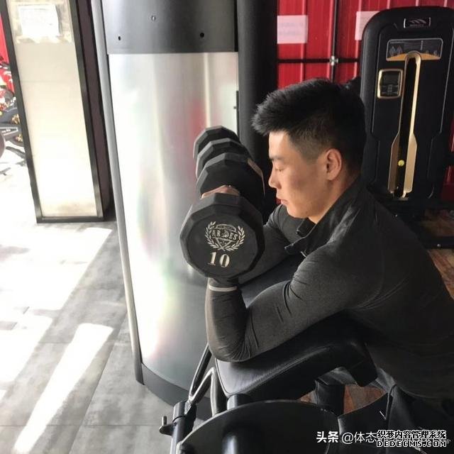 运动是如何改善情绪的?坚持正确健身可以让你精神更健康,更快乐