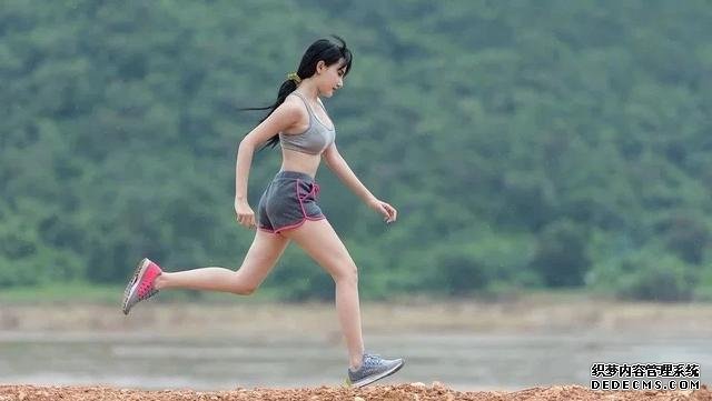 跑步时带上正念,改善抑郁,增强自信,健身又健心
