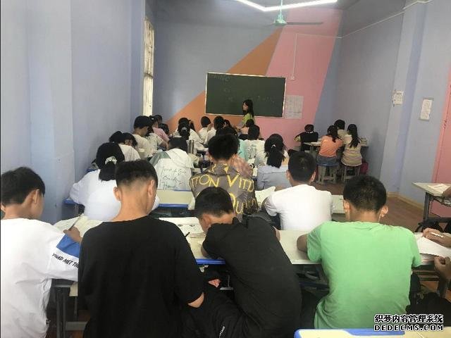 挂上你迷人的微笑,造诣健康心理