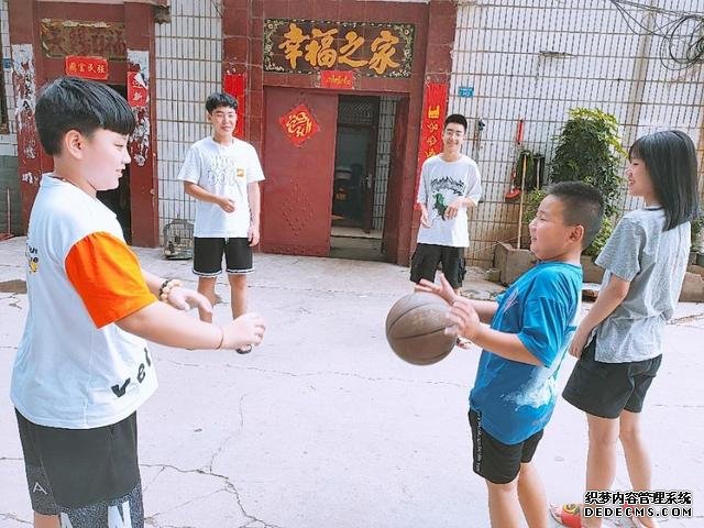 挂上你迷人的微笑,造诣健康心理