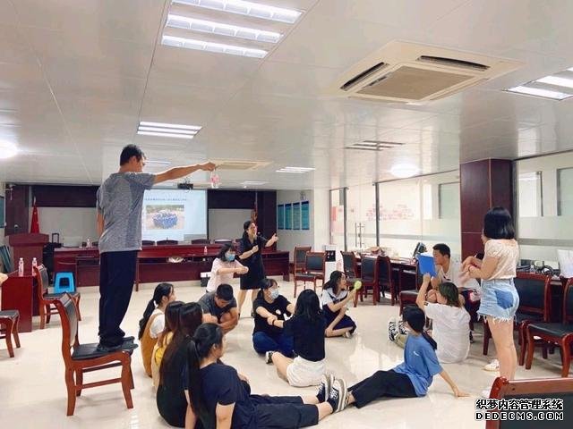 一线防疫人员如何心理舒压,这场趣味活动“玩”出健康心态