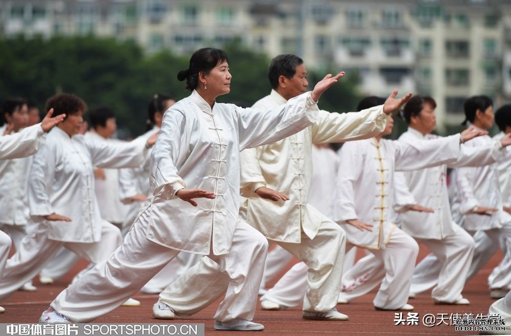 主动健身养生,共同战胜疫情