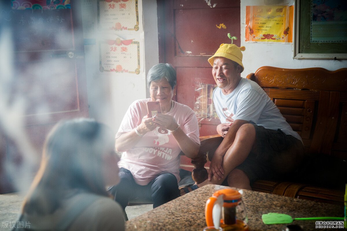 辟谣:喝粥不一定养胃!别一天三顿换着花样喝粥了