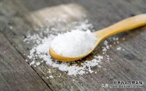 高血压到底是低盐还是低钠,千万别弄错了,医生告诉你真相