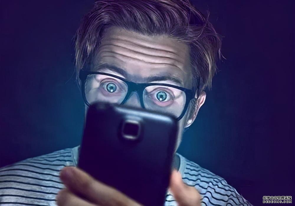 眼睛出现红血丝?可能是2种病,3个不良习惯,用这4个办法解决