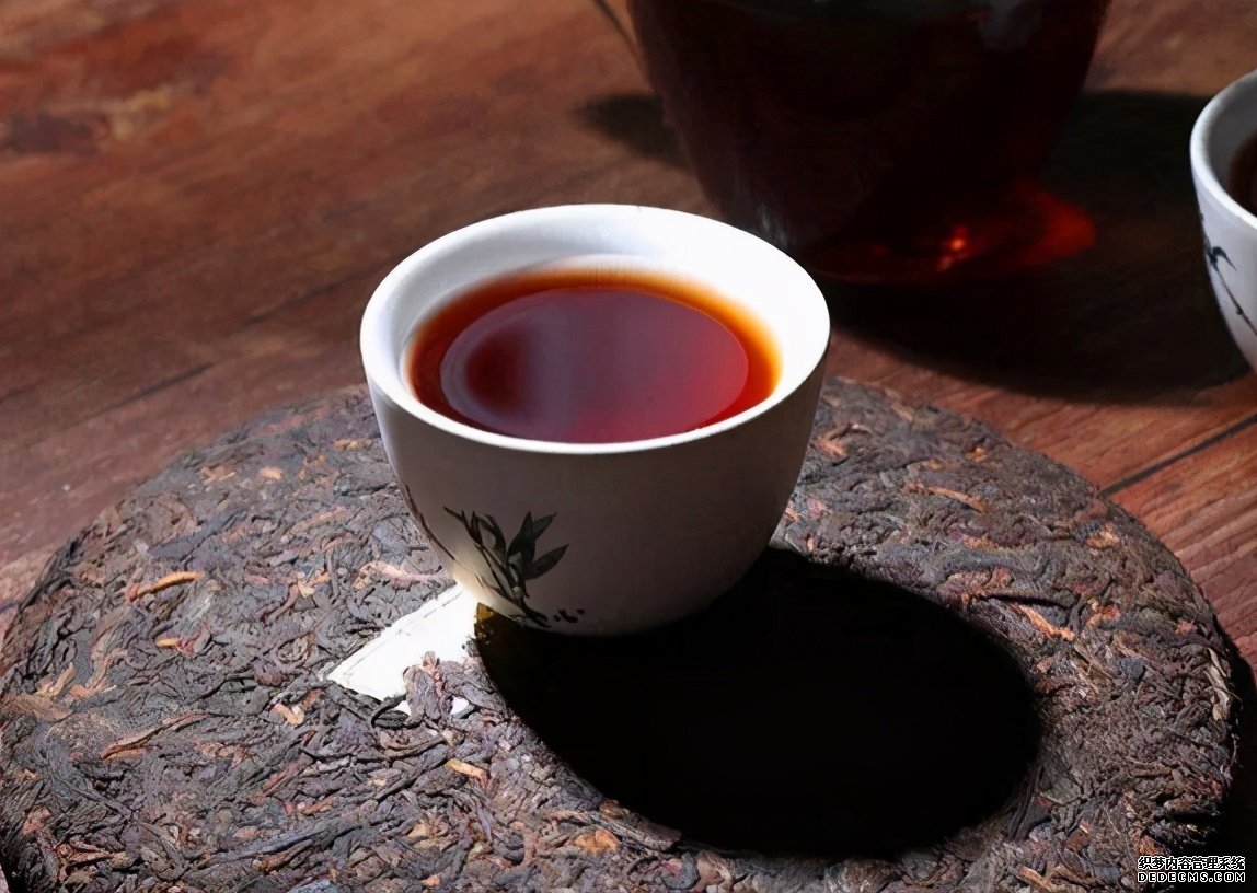 为什么秋季喝茶可以缓解“秋燥”?秋季适合喝的茶,你喝了吗?