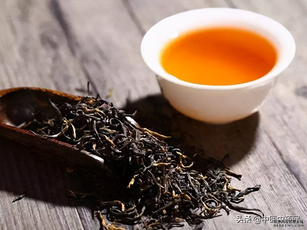 茶有6“色”功效各异，饮茶养生寒温有宜忌